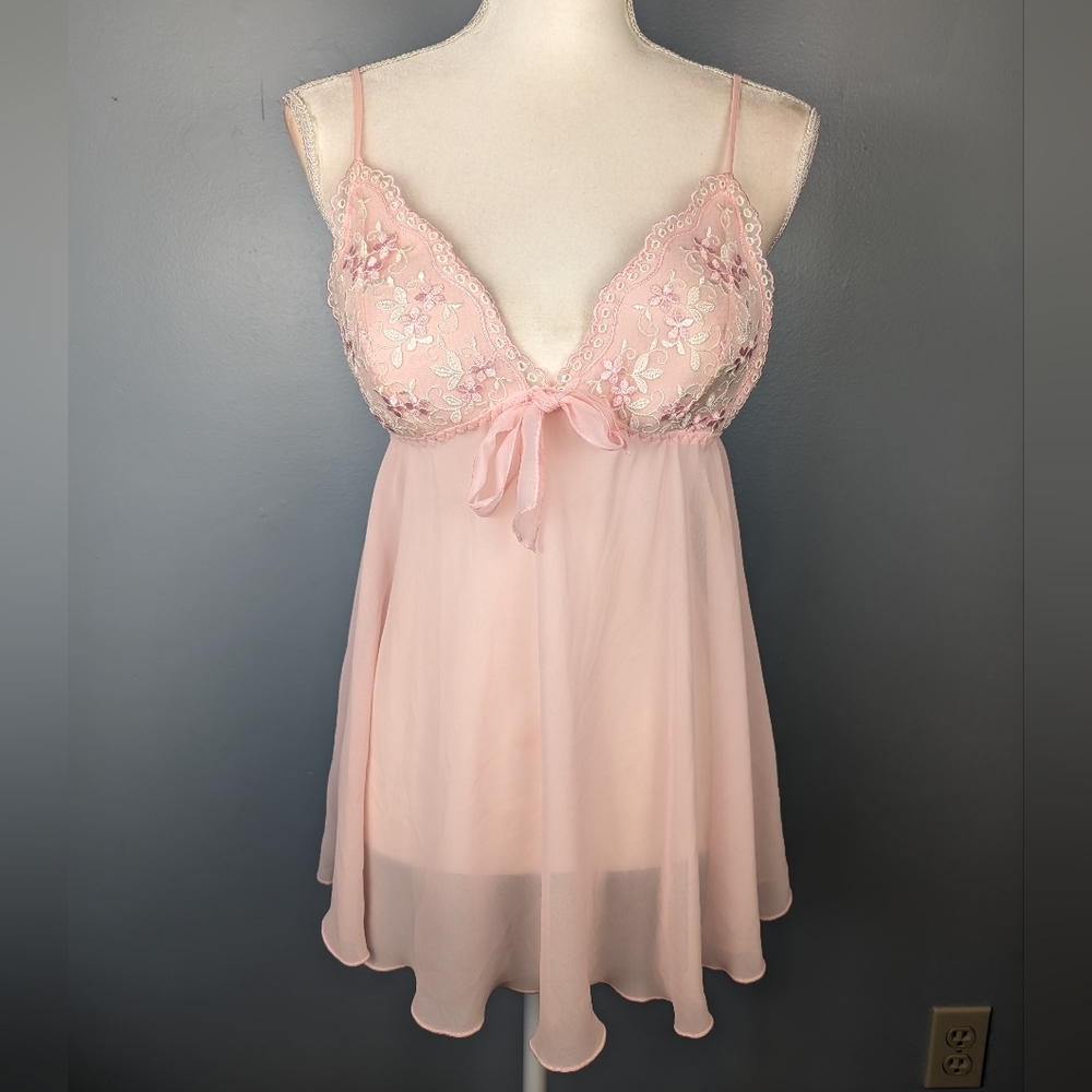 Vintage delicates pink floral babydoll slip